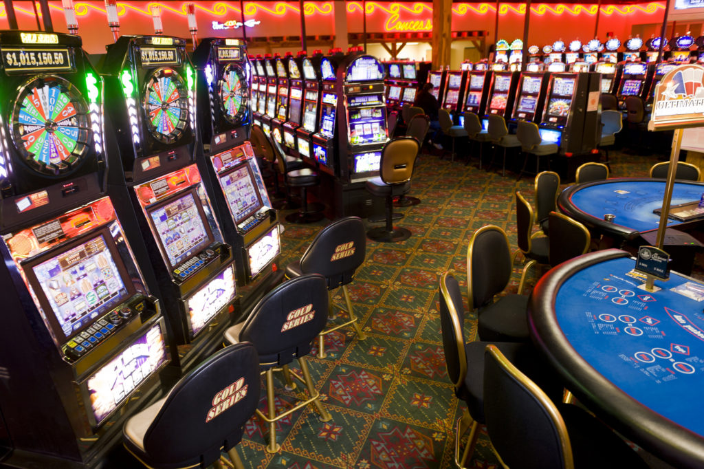 Yeni Nesil Slot Makineleri ve Canlı Casino'nun Yükselişi